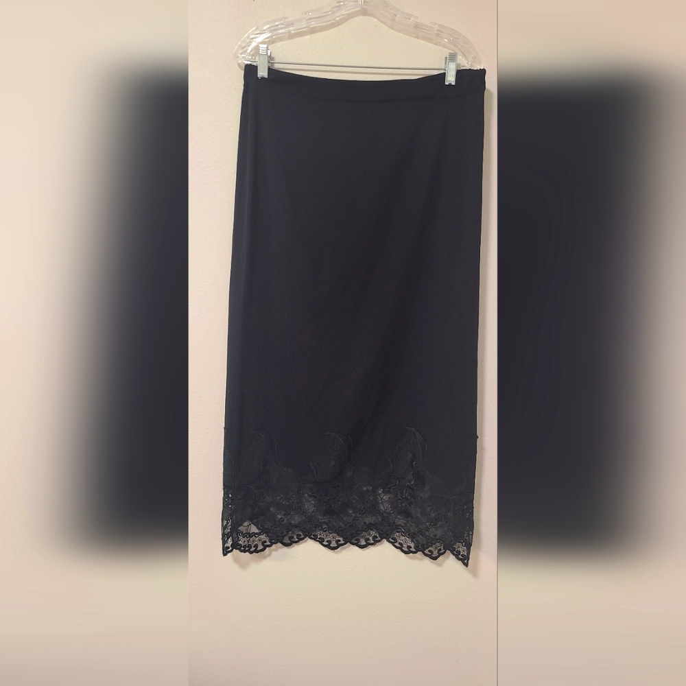 exclusively musol black blouse and skirt L/XL